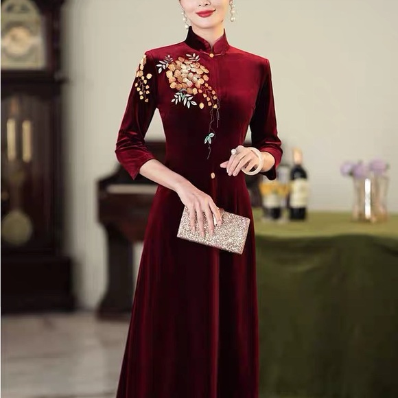 Elegant Burgundy Embroidered Dress - Picture 1 of 8